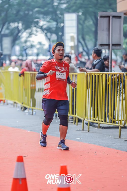 Race photo from ONE RUN 10K 2025