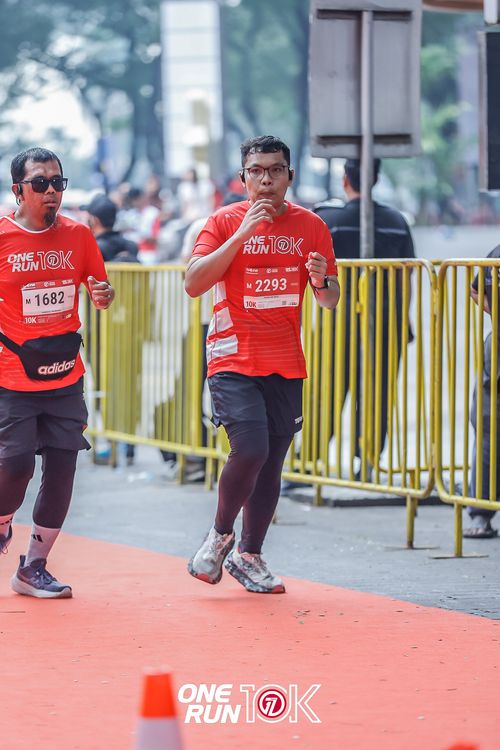 Race photo from ONE RUN 10K 2025