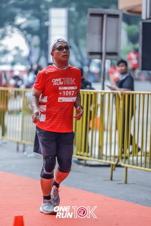 Race photo from ONE RUN 10K 2025