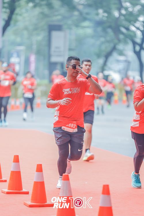 Race photo from ONE RUN 10K 2025