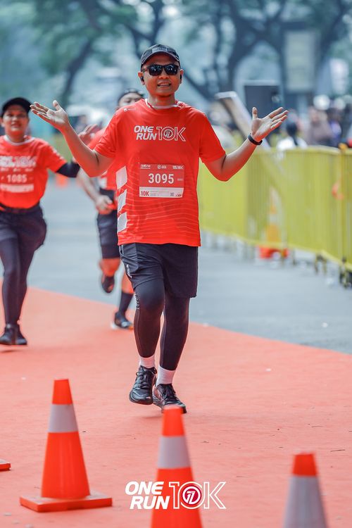 Race photo from ONE RUN 10K 2025