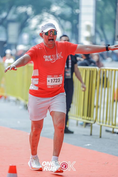 Race photo from ONE RUN 10K 2025