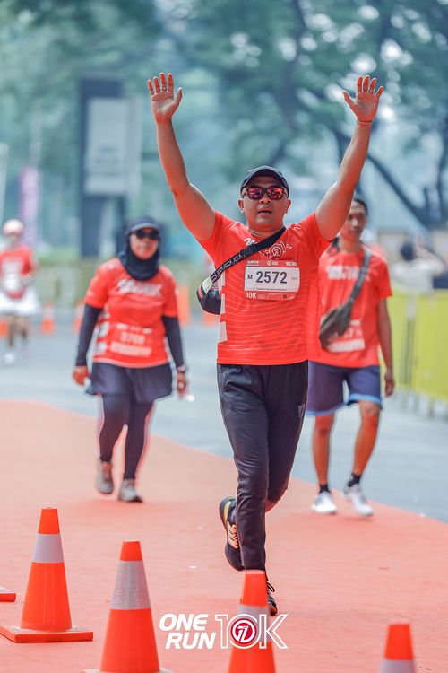 Race photo from ONE RUN 10K 2025