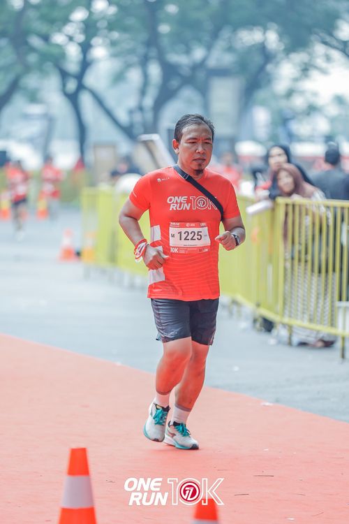 Race photo from ONE RUN 10K 2025