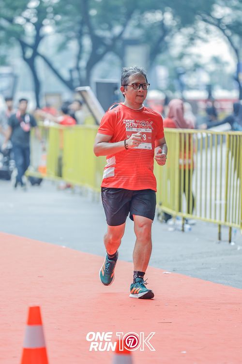 Race photo from ONE RUN 10K 2025