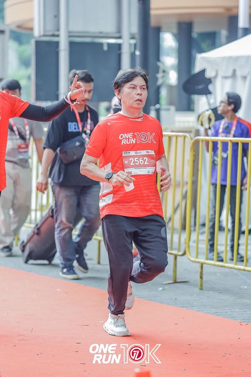 Race photo from ONE RUN 10K 2025