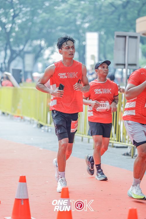 Race photo from ONE RUN 10K 2025