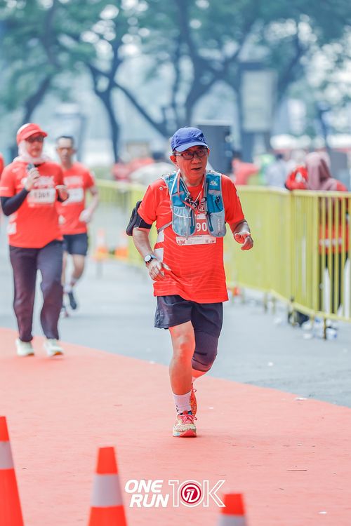 Race photo from ONE RUN 10K 2025