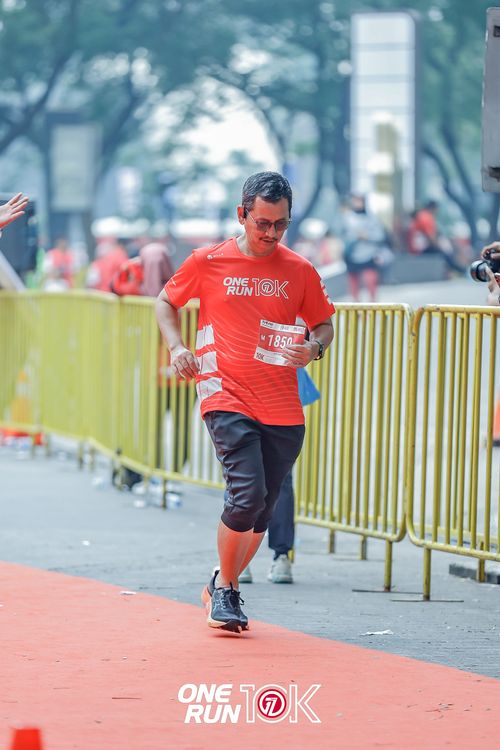 Race photo from ONE RUN 10K 2025