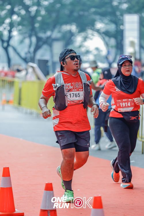 Race photo from ONE RUN 10K 2025