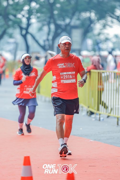 Race photo from ONE RUN 10K 2025