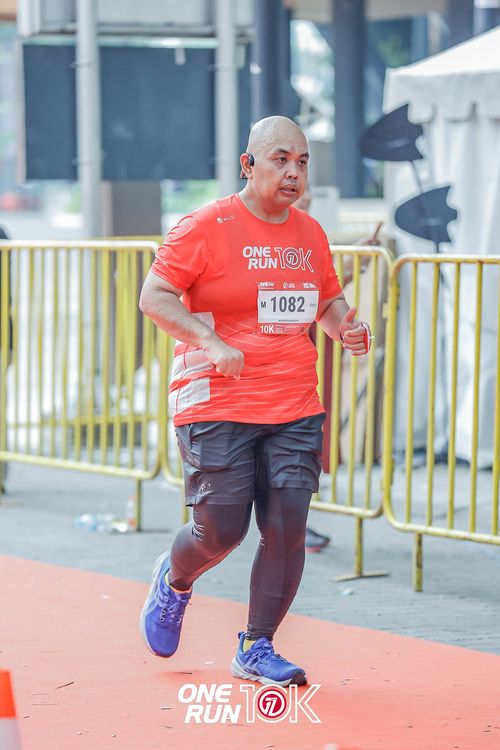 Race photo from ONE RUN 10K 2025