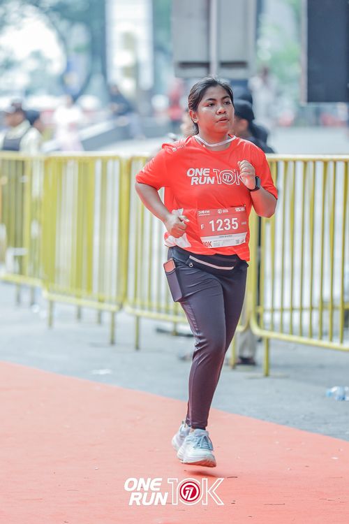Race photo from ONE RUN 10K 2025