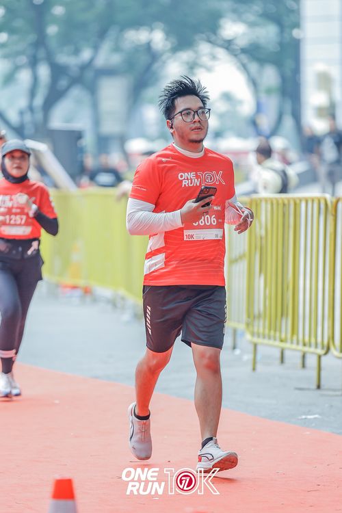 Race photo from ONE RUN 10K 2025