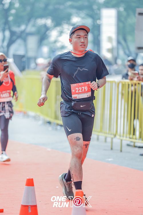 Race photo from ONE RUN 10K 2025