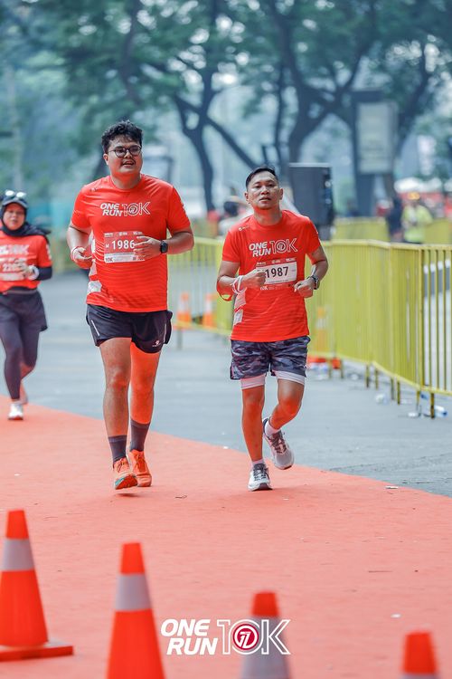 Race photo from ONE RUN 10K 2025