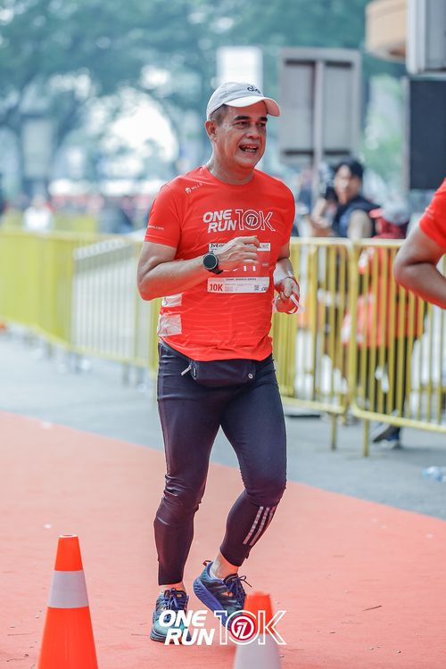 Race photo from ONE RUN 10K 2025