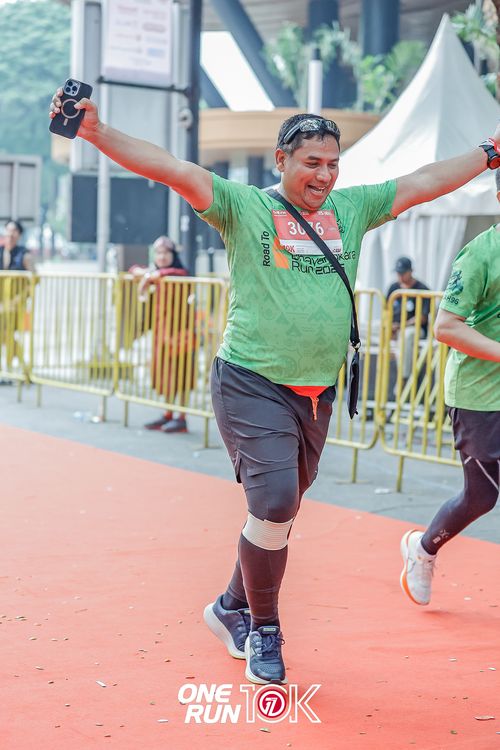 Race photo from ONE RUN 10K 2025