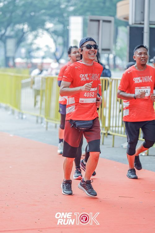 Race photo from ONE RUN 10K 2025