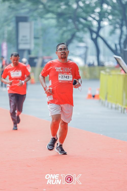Race photo from ONE RUN 10K 2025