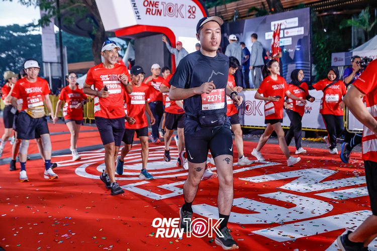 Race photo from ONE RUN 10K 2025