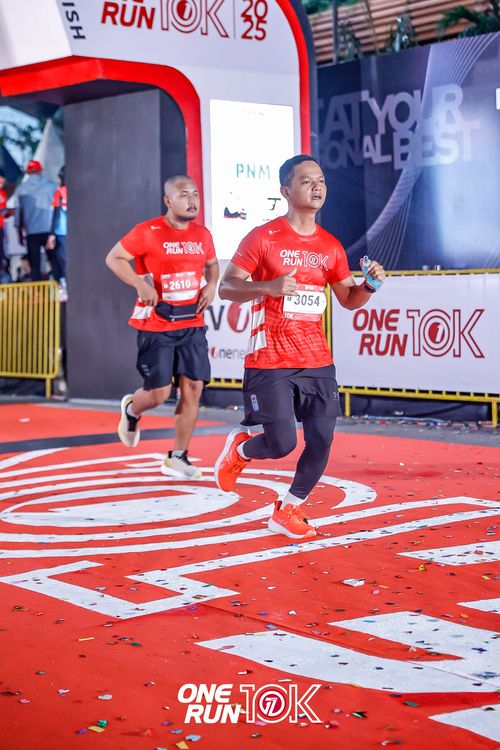 Race photo from ONE RUN 10K 2025