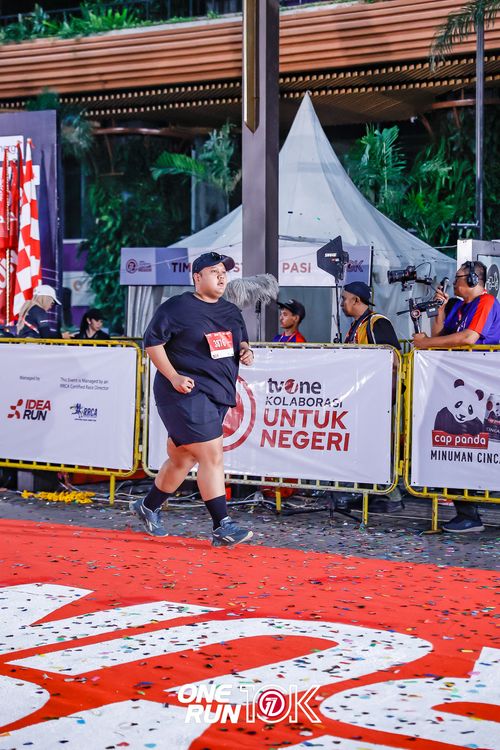 Race photo from ONE RUN 10K 2025