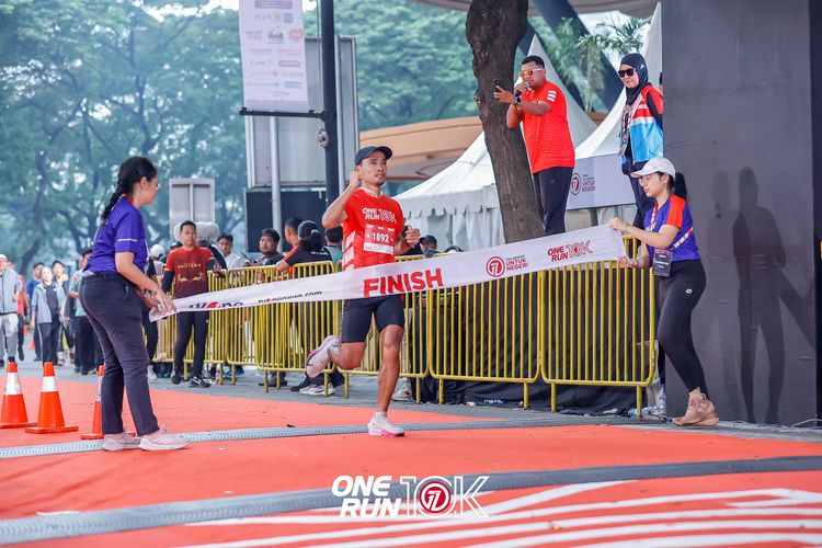 Race photo from ONE RUN 10K 2025