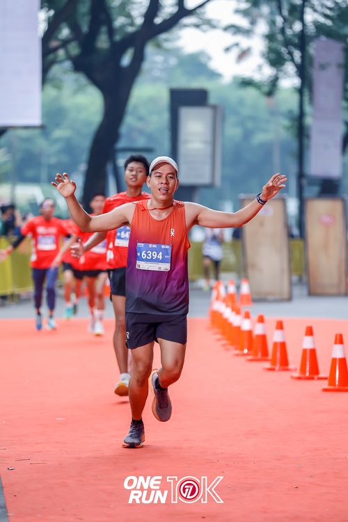 Race photo from ONE RUN 10K 2025