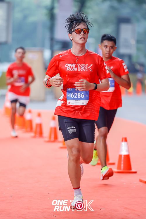 Race photo from ONE RUN 10K 2025