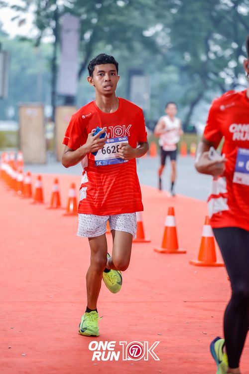 Race photo from ONE RUN 10K 2025