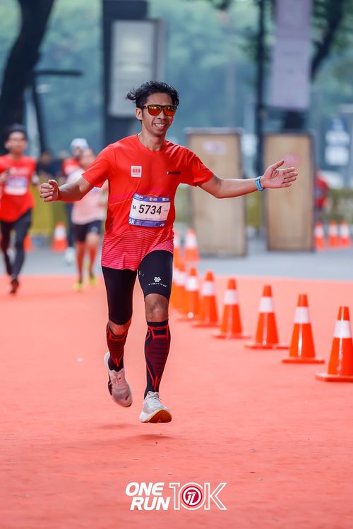 Race photo from ONE RUN 10K 2025