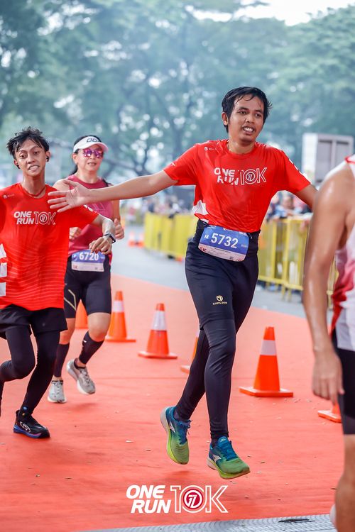 Race photo from ONE RUN 10K 2025