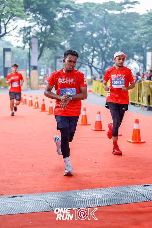 Race photo from ONE RUN 10K 2025