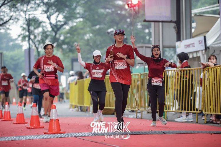 Race photo from ONE RUN 10 K