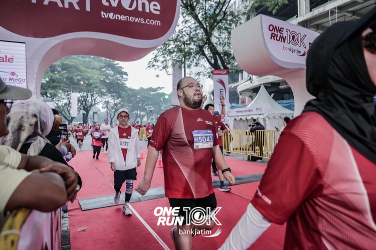 Race photo from ONE RUN 10 K