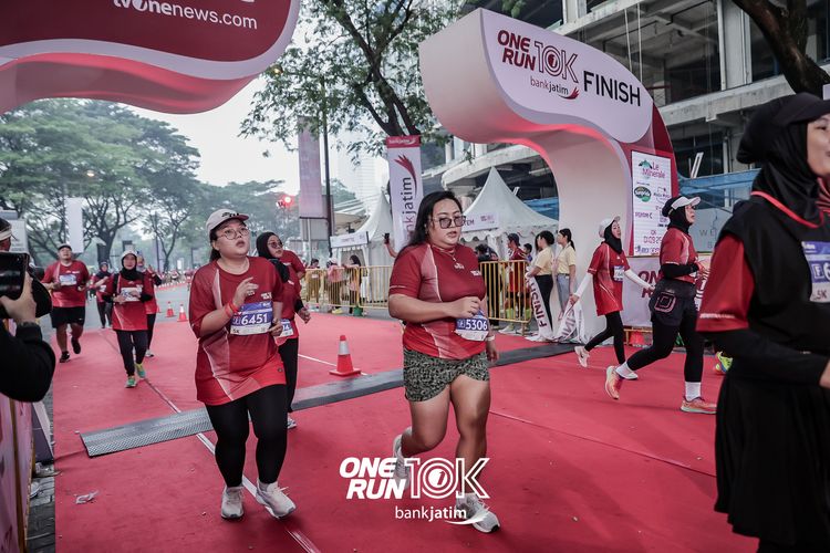 Race photo from ONE RUN 10 K