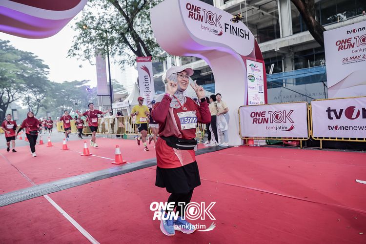 Race photo from ONE RUN 10 K