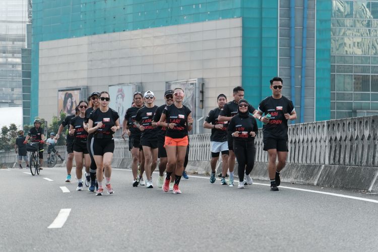 Race photo from Soft Launching Buku "Enggak Lari, Enggak Keren" & IdeaRun