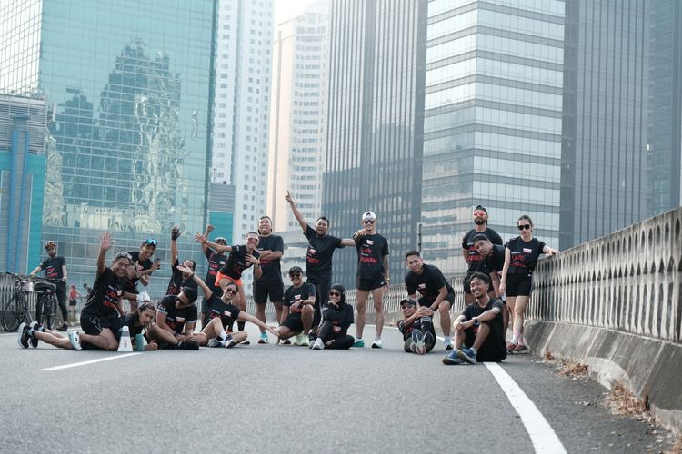 Race photo from Soft Launching Buku "Enggak Lari, Enggak Keren" & IdeaRun