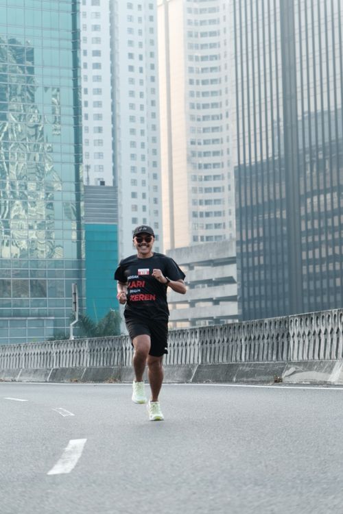 Race photo from Soft Launching Buku "Enggak Lari, Enggak Keren" & IdeaRun