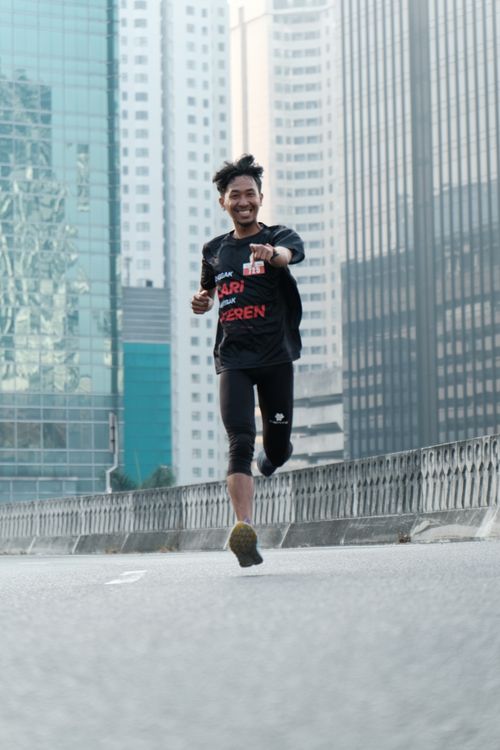 Race photo from Soft Launching Buku "Enggak Lari, Enggak Keren" & IdeaRun