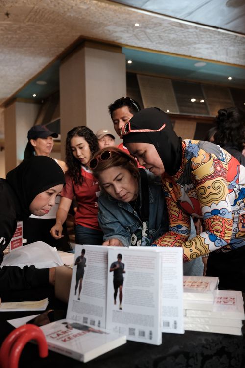 Race photo from Soft Launching Buku "Enggak Lari, Enggak Keren" & IdeaRun