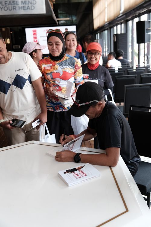 Race photo from Soft Launching Buku "Enggak Lari, Enggak Keren" & IdeaRun