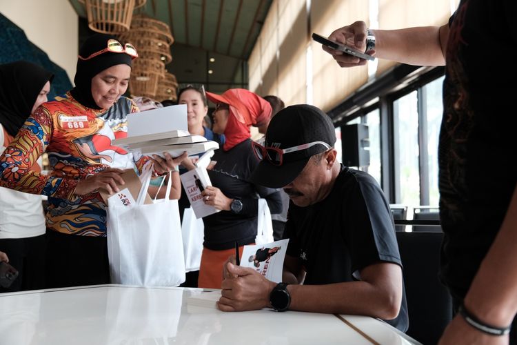 Race photo from Soft Launching Buku "Enggak Lari, Enggak Keren" & IdeaRun