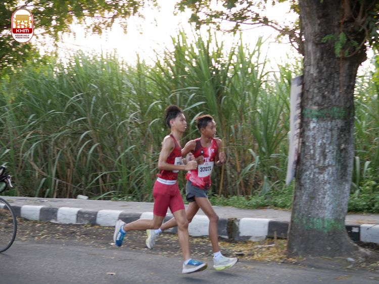 Race photo from Kediri Half Marathon 2024