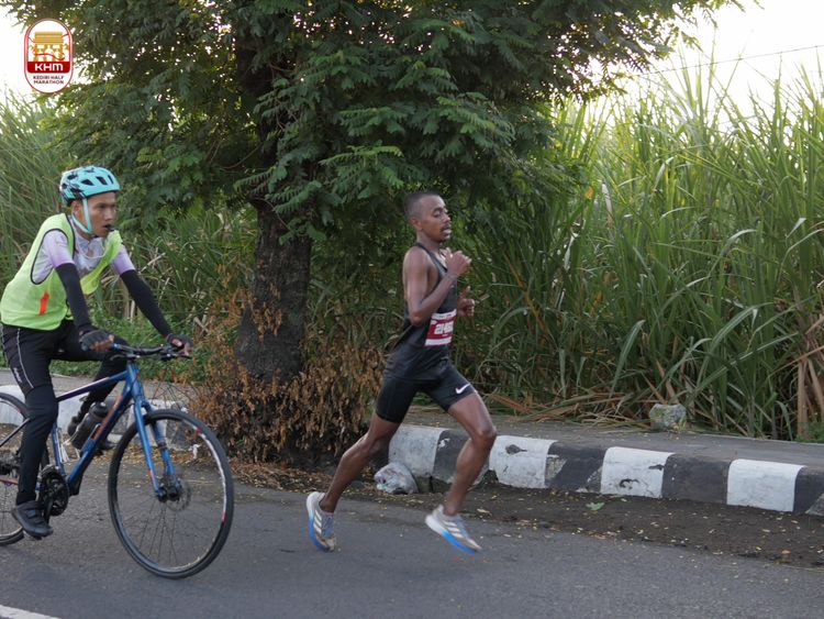 Race photo from Kediri Half Marathon 2024