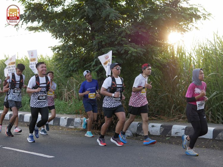 Race photo from Kediri Half Marathon 2024