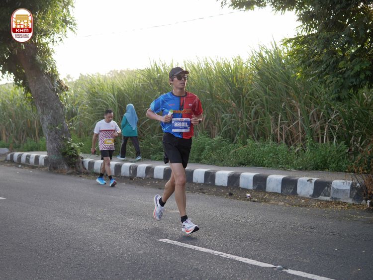 Race photo from Kediri Half Marathon 2024
