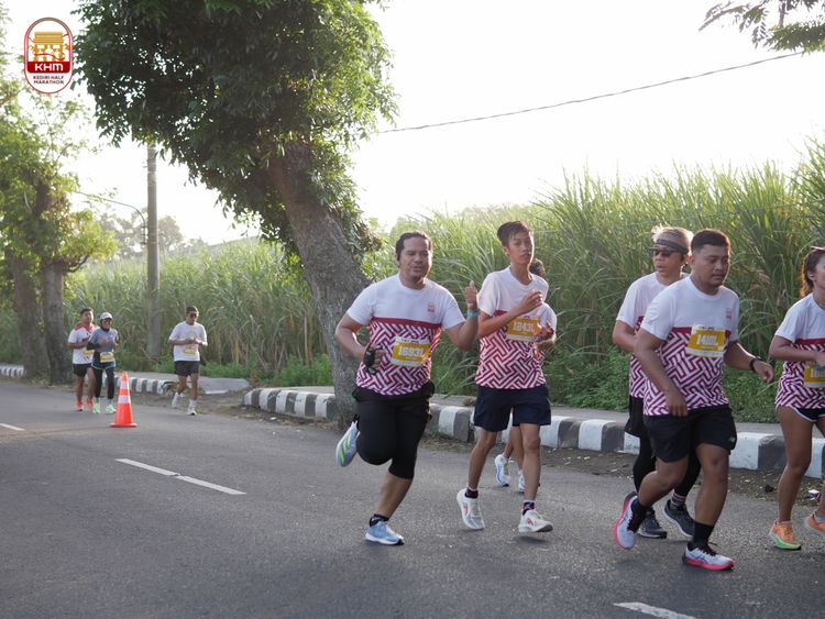 Race photo from Kediri Half Marathon 2024